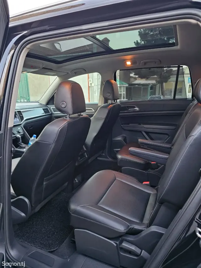 Volkswagen Atlas 2019 · 3.6 AT