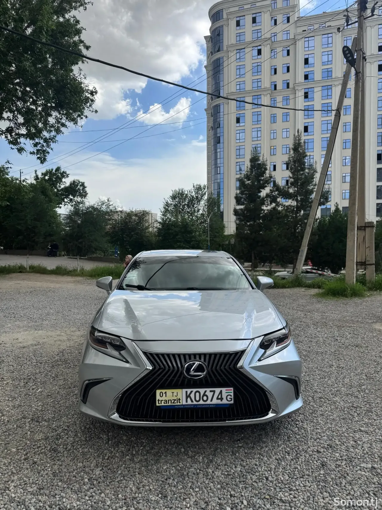 Lexus ES series 2014 · 2.5 AT