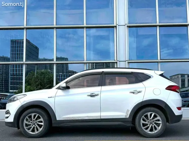 Hyundai Tucson 2016 · 2.0 AT