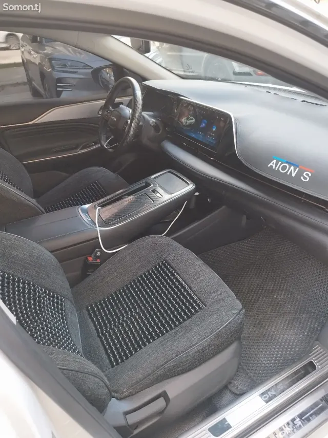 GAC Aion S Plus 2025 · 2.3 AT