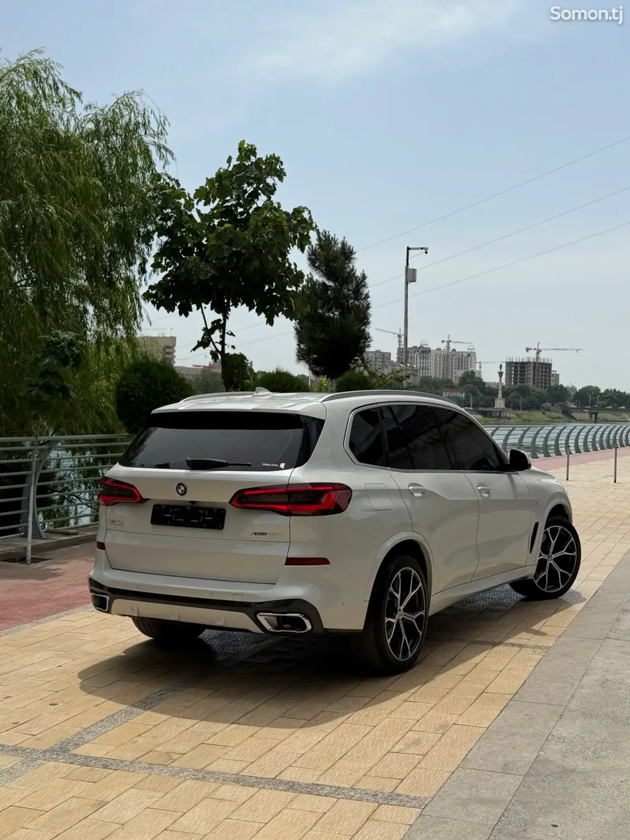 BMW X5 2019 · 3.0 AT