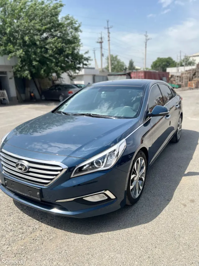 Hyundai Sonata 2015 · 2.0 AT