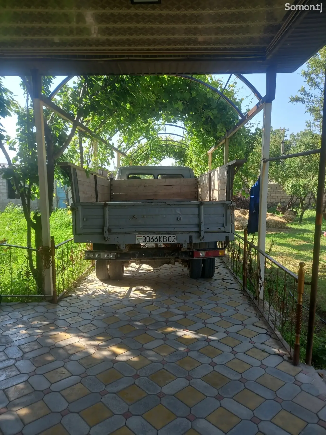 ГАЗ 2410 2000 · 2.4 MT