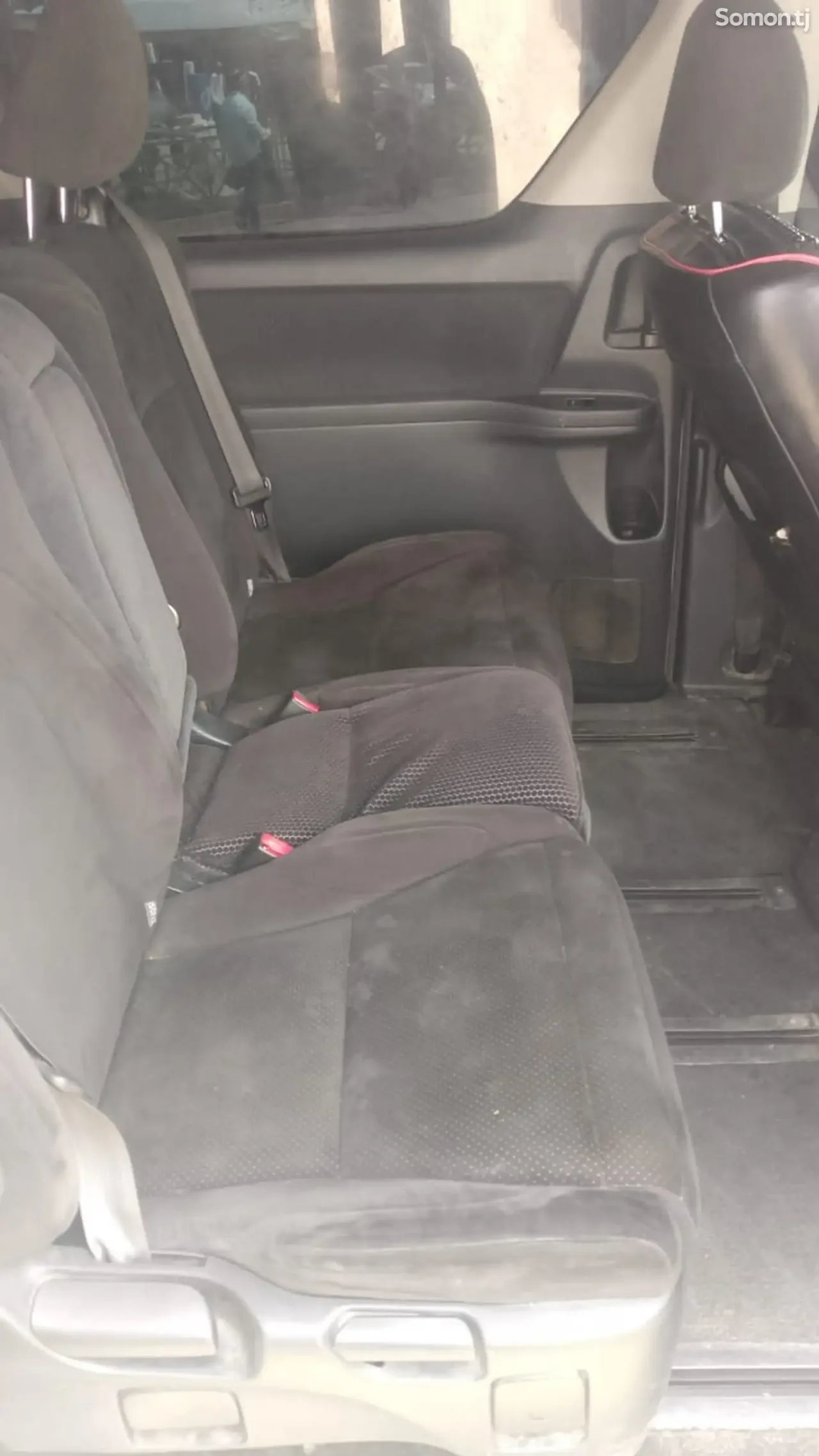 Toyota Vellfire 2014 · 2.4 AT