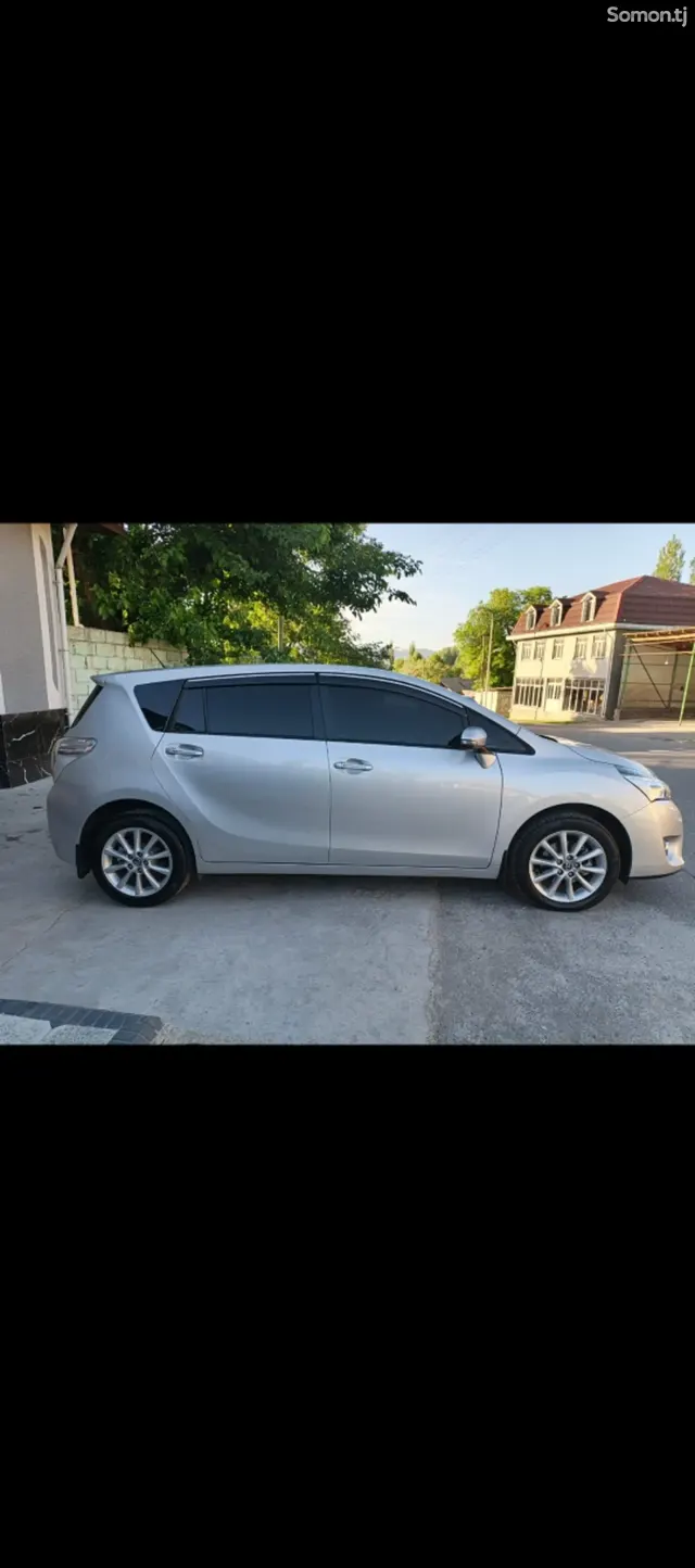 Toyota Verso 2015 · 1.6 MT