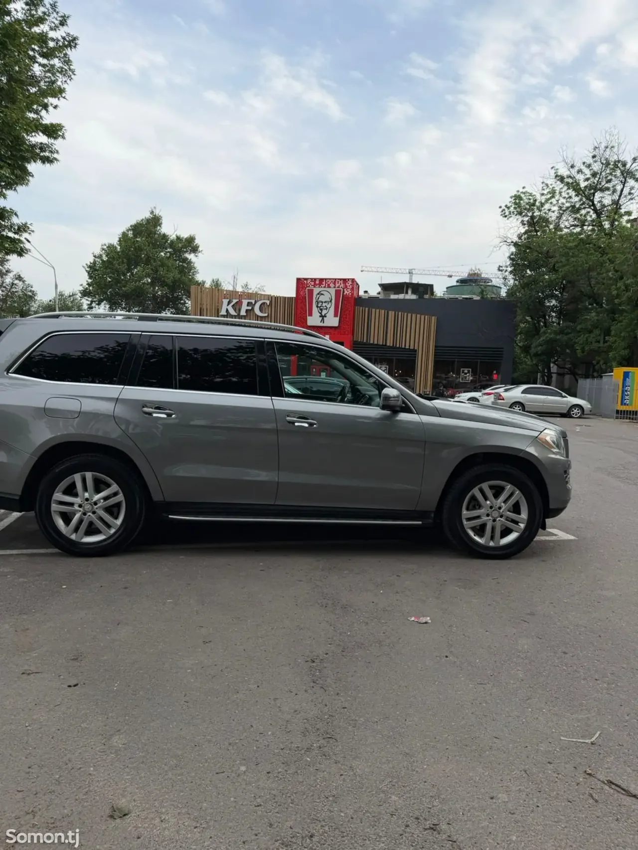 Mercedes-Benz GL class 2014 · 4.5 AT