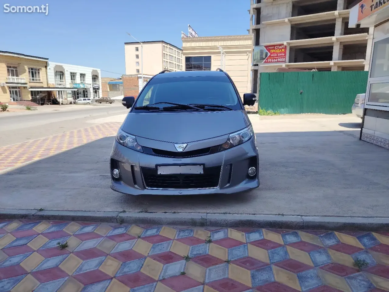 Toyota Estima 2015 · 2.4 CVT