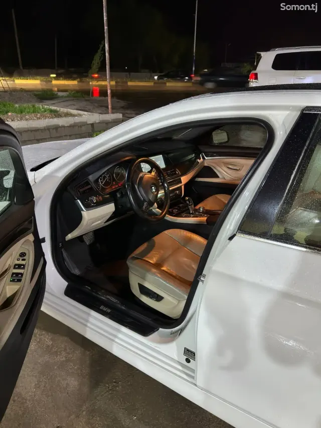 BMW 5 series 2012 · 2.8 AT