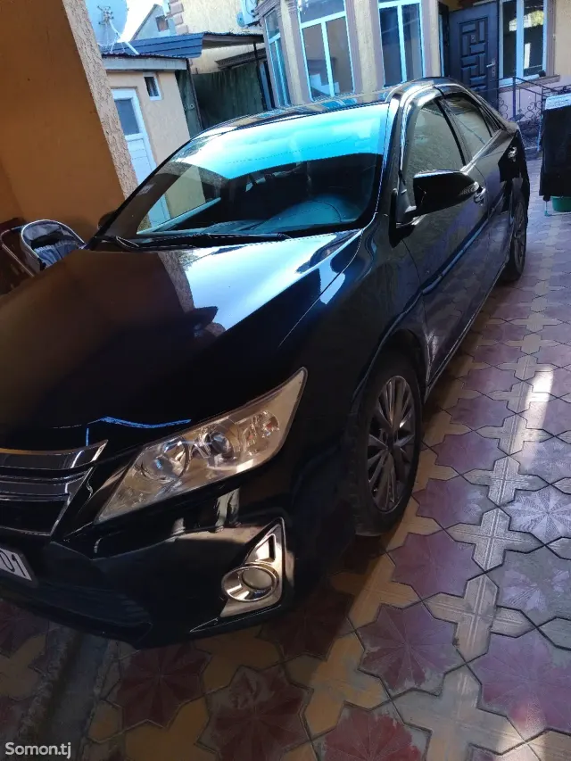 Toyota Camry 2012 · 2.5 AT
