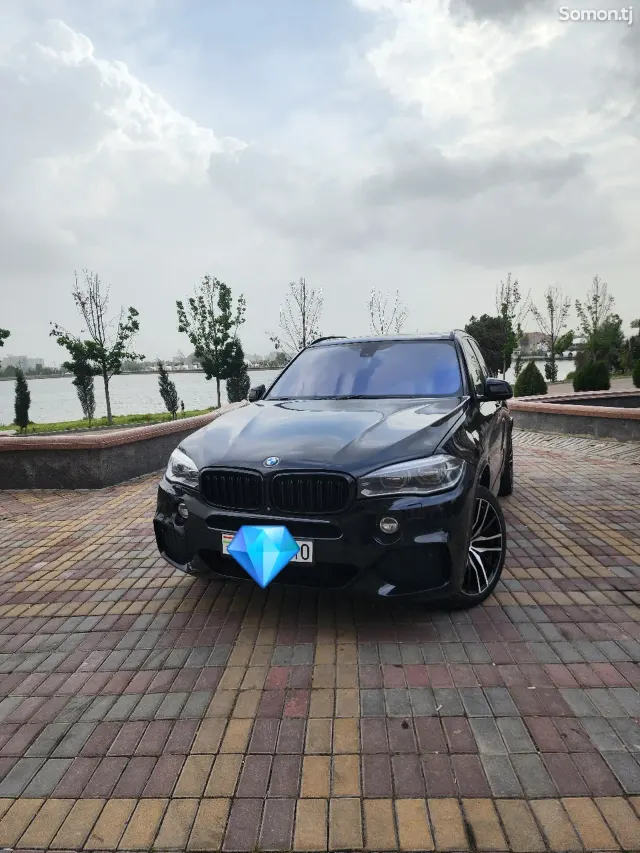 BMW X5 2015 · 3.5 AT