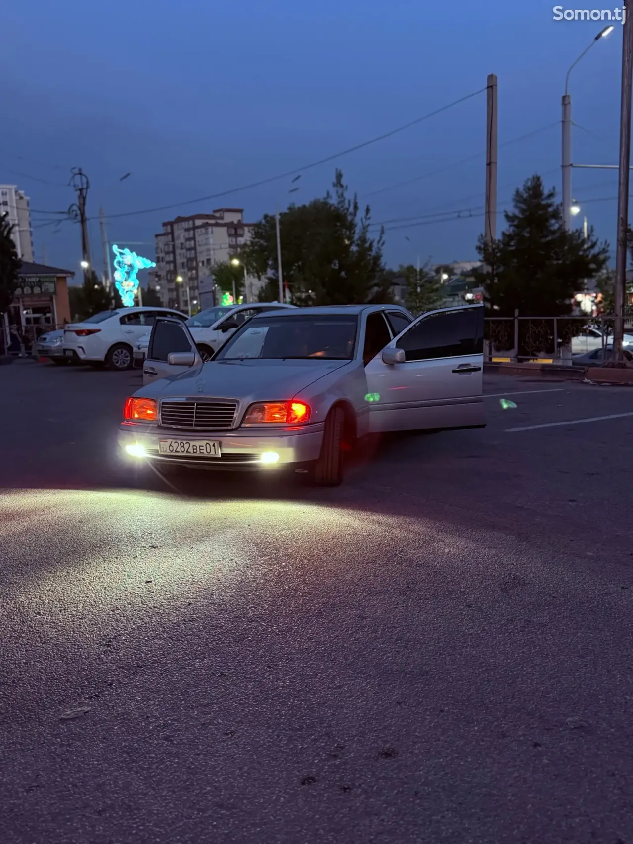 Mercedes-Benz C class 1996 · 2.0 MT