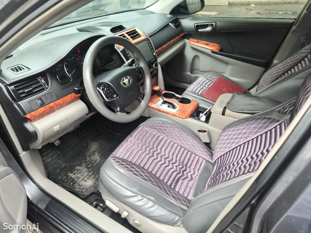 Toyota Camry 2012 · 2.5 AT