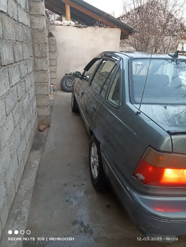 Daewoo Nexia 1995 · 1.6 MT