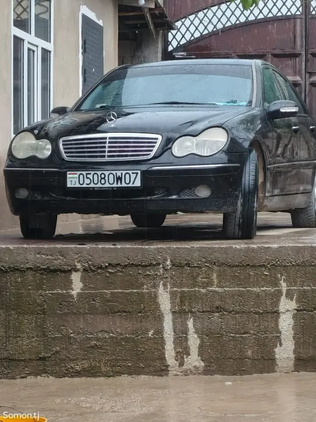 Mercedes-Benz C class 2001 · 2.0 AT