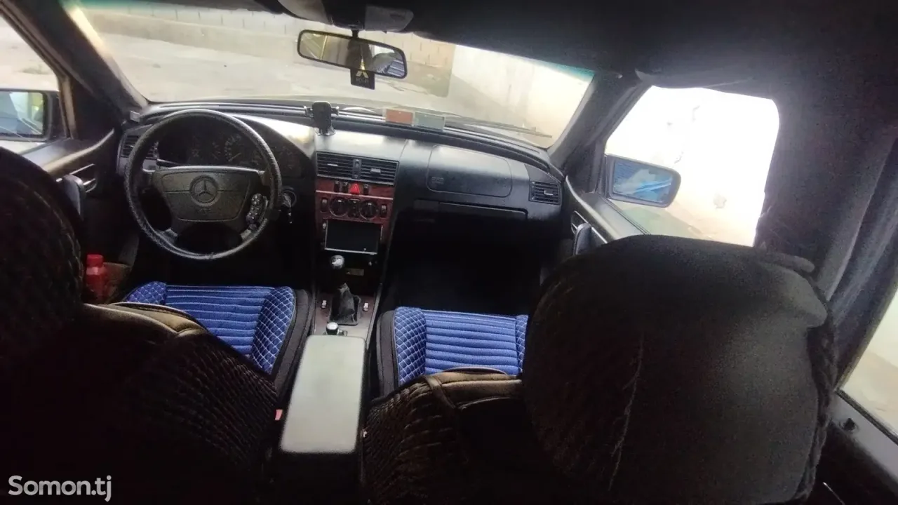 Mercedes-Benz C class 1999 · 1.8 MT