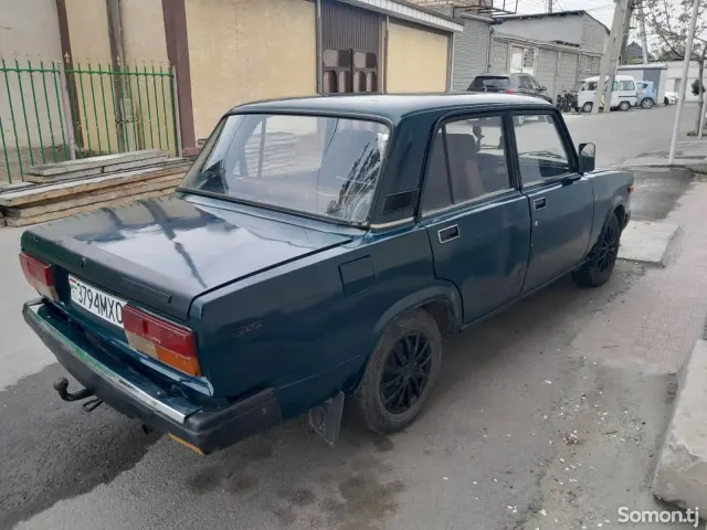 Lada (ВАЗ) 2107 2002 · 1.6 MT