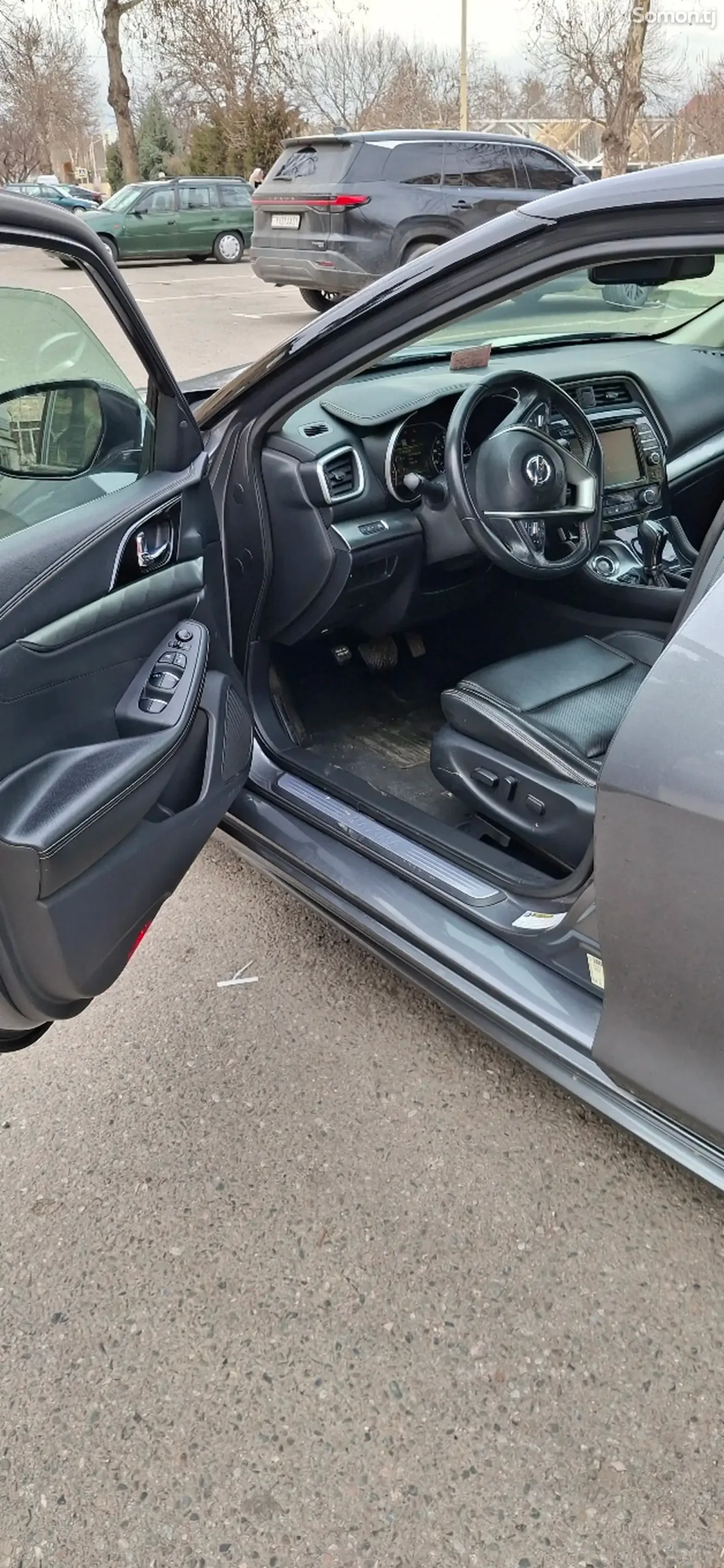 Nissan Maxima 2020 · 3.5 AT