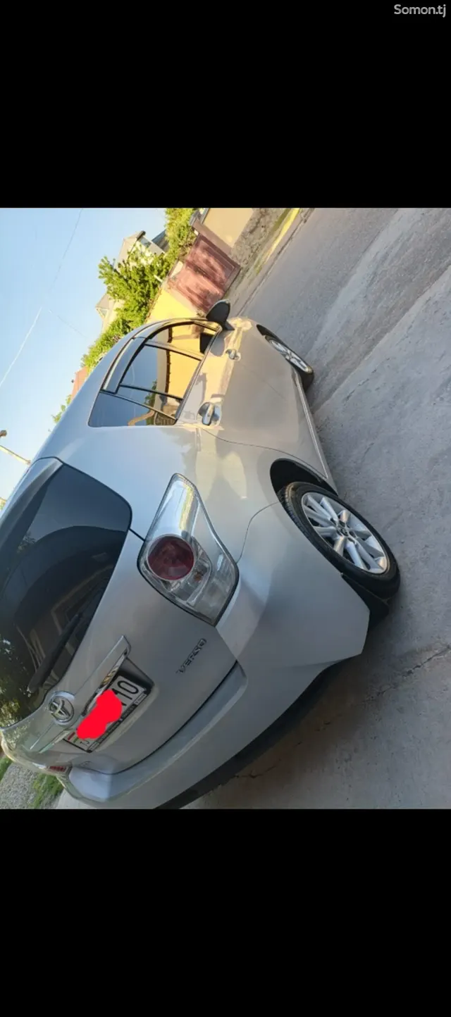 Toyota Verso 2015 · 1.6 MT