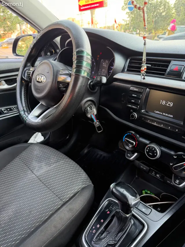 Kia Rio 2019 · 1.6 AT