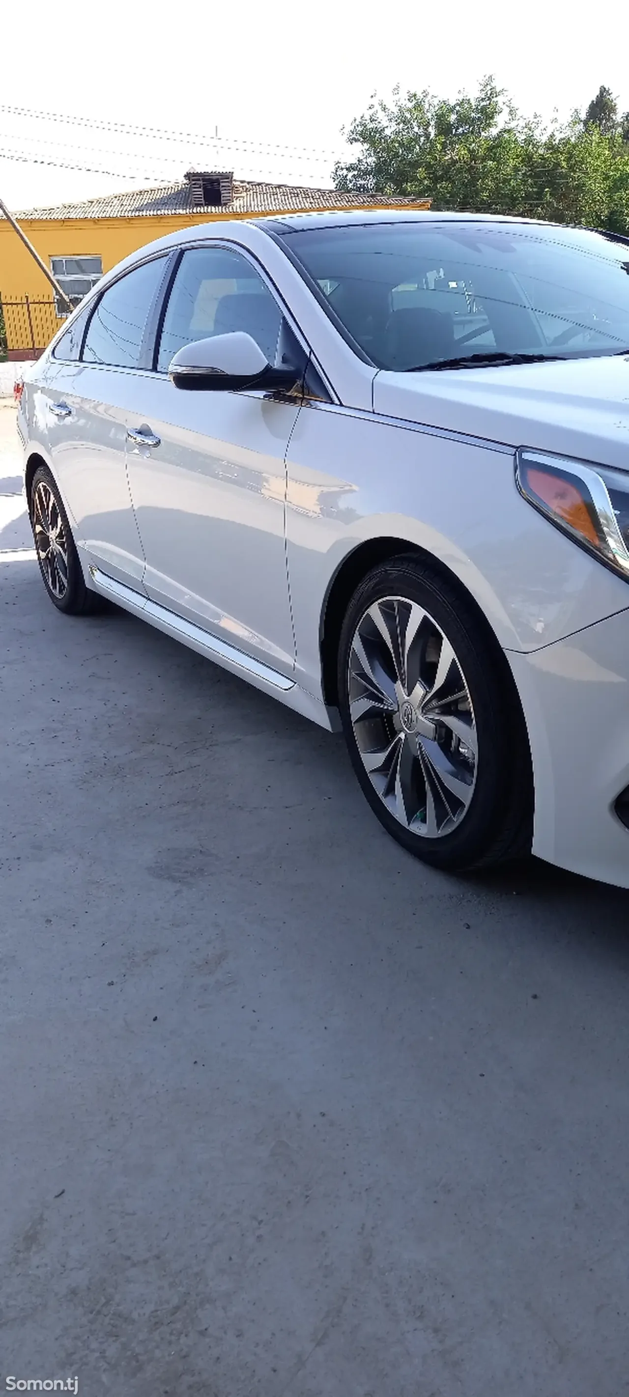 Hyundai Sonata 2015 · 2.0 AT