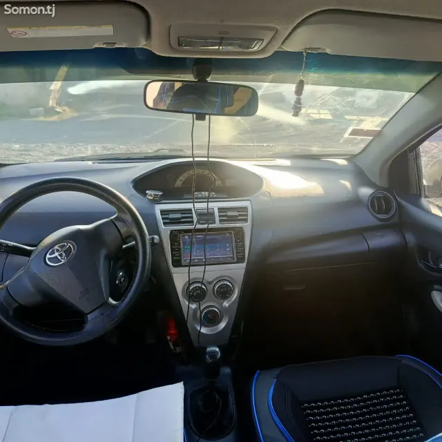 Toyota Yaris 2007 · 0.5 MT
