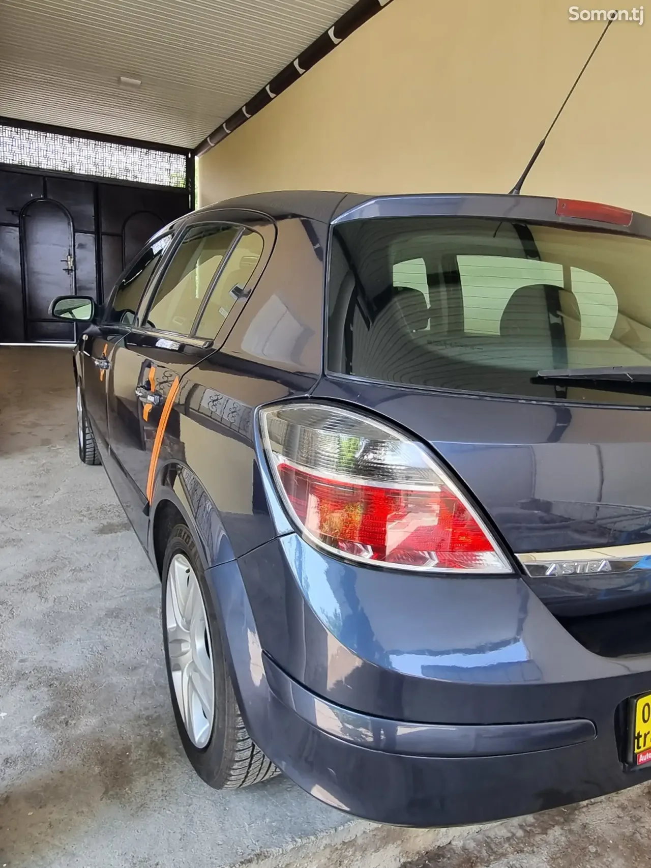 Opel Astra H 2007 · 1.6 MT