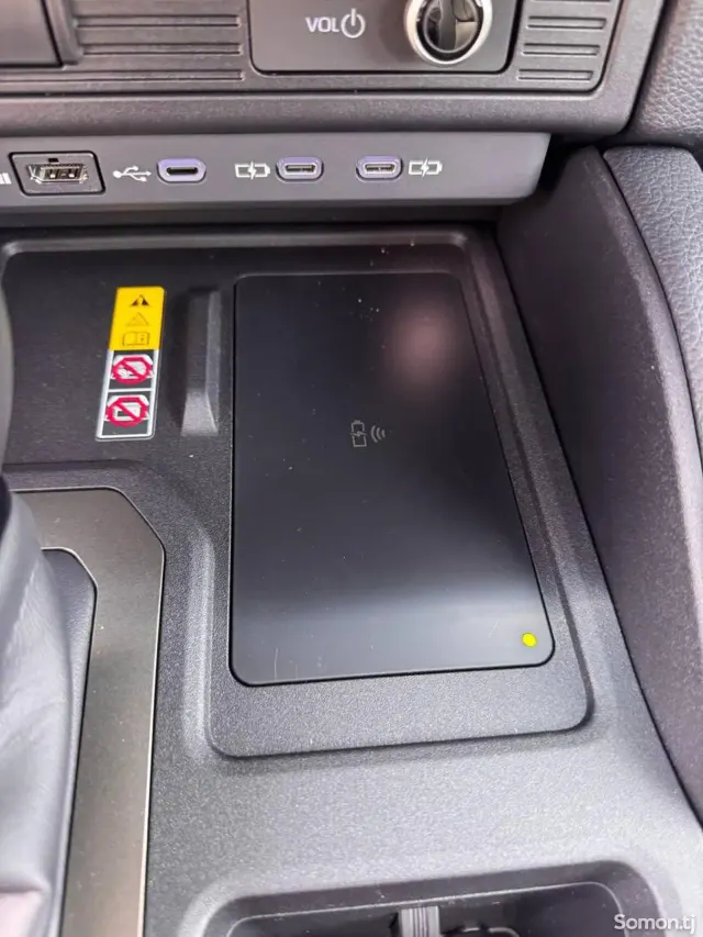 Toyota Land Cruiser Prado 2025 · 2.4 AT