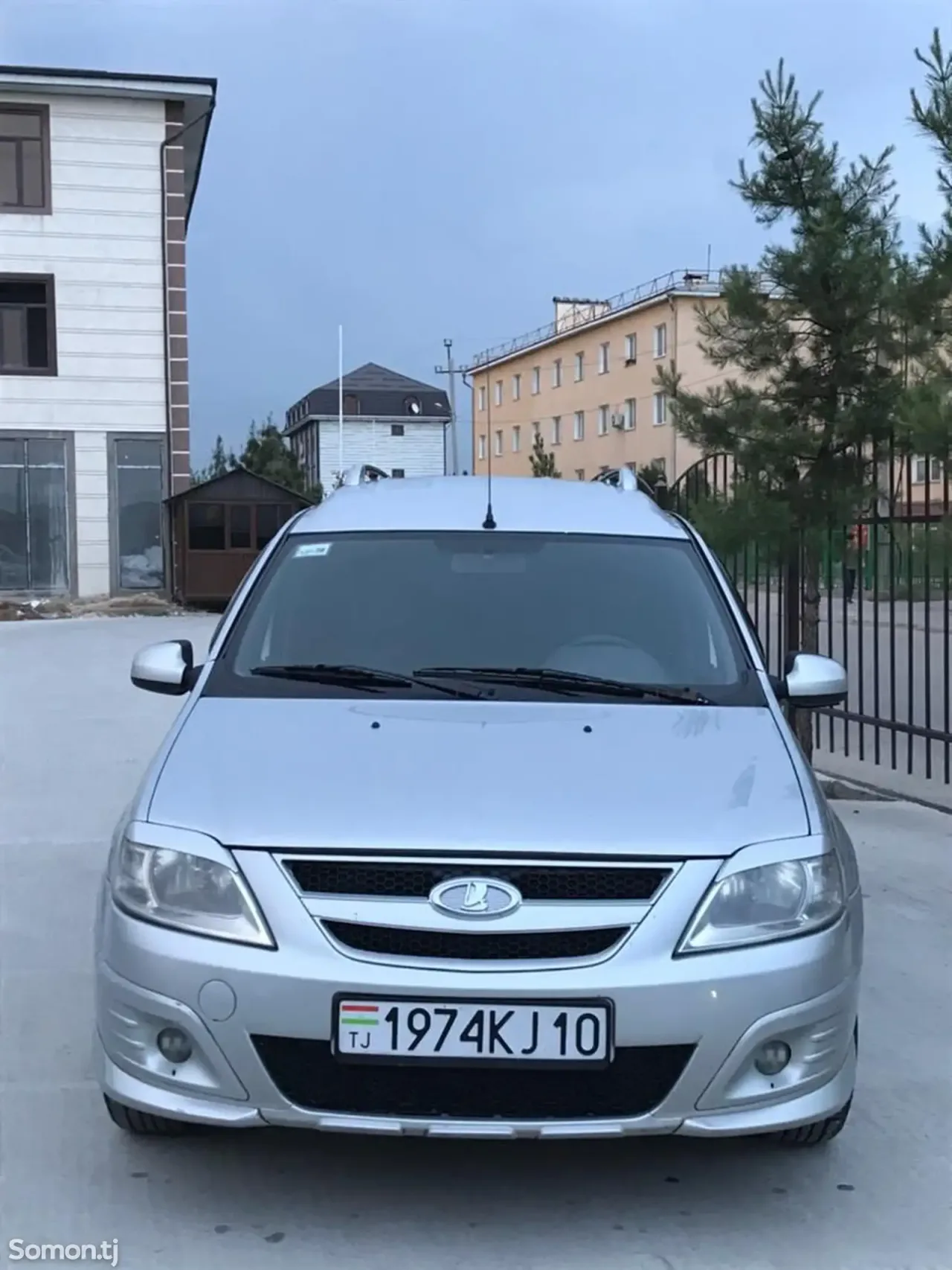 Lada (ВАЗ) Largus 2016 · 1.6 MT