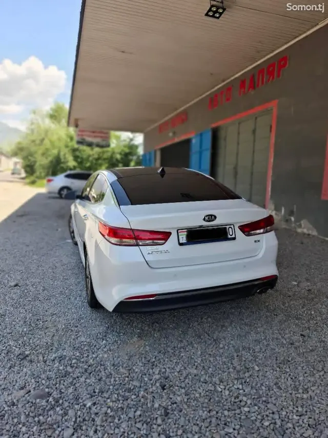 Kia Optima 2017 · 2.4 AT
