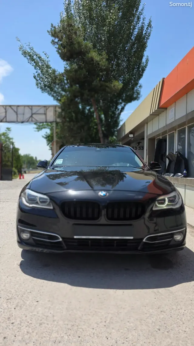 BMW 5 series 2015 · 2.0 AT