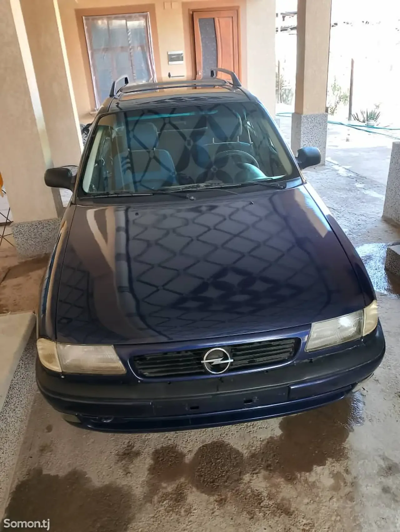 Opel Astra F 1996 · 1.6 MT