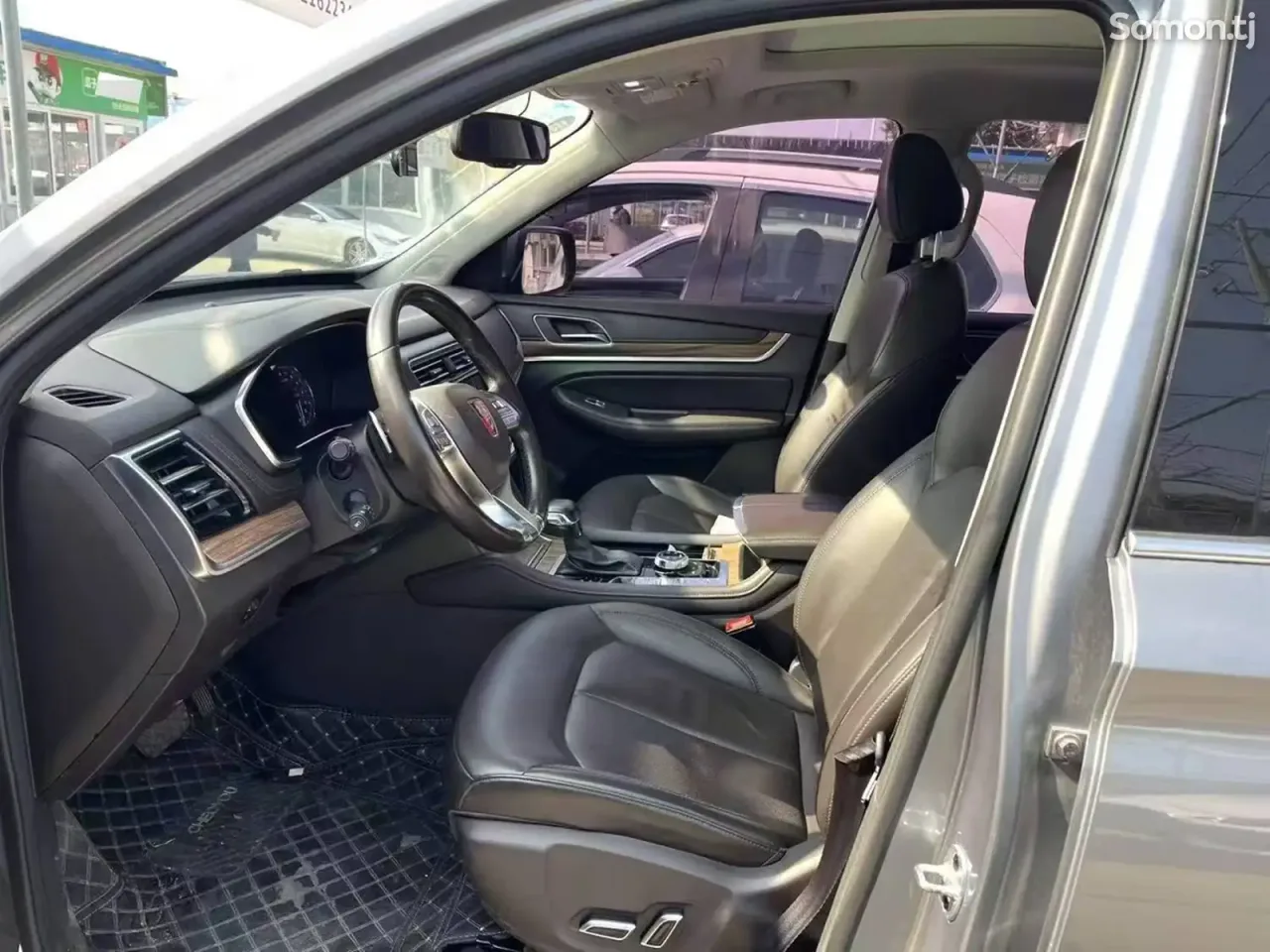 Roewe RX8 2018 · 2.0 AT