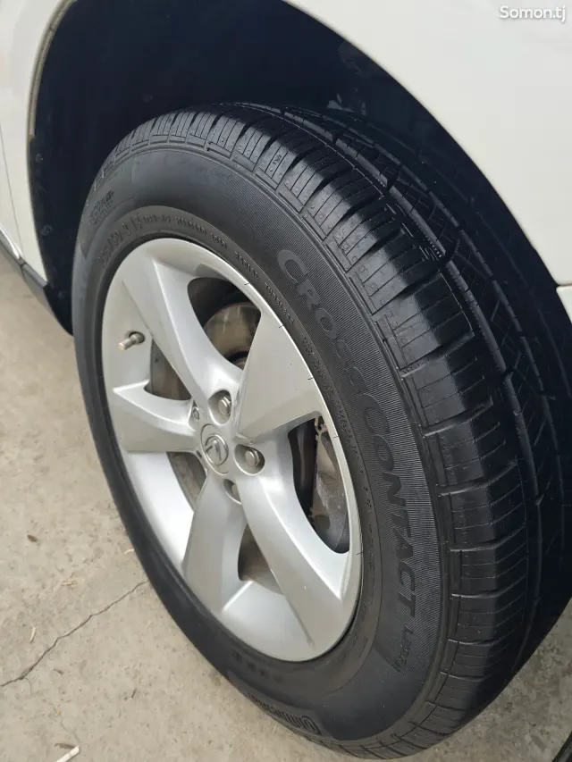 Lexus RX series 2013 · 3.5 AT