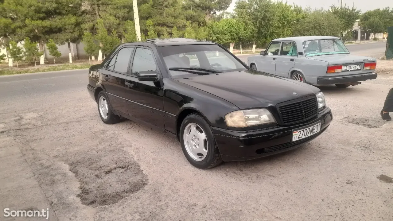 Mercedes-Benz C class 1995 · 1.8 MT
