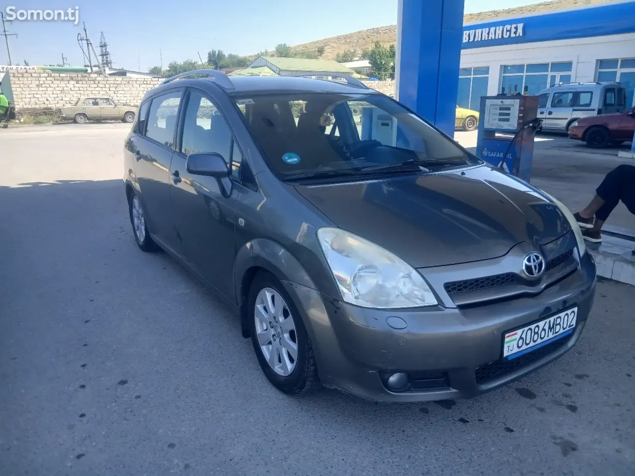 Toyota Corolla Verso 2007 · 2.2 MT