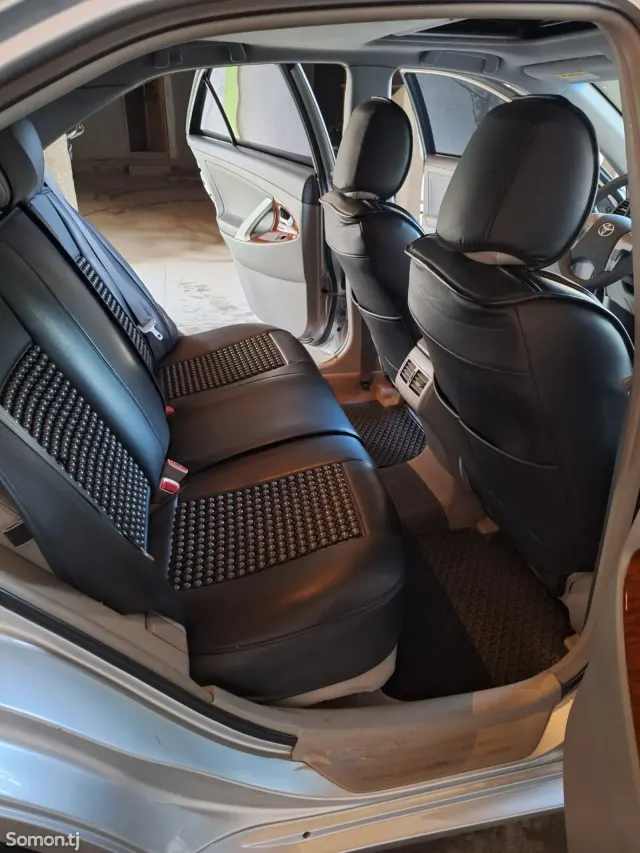 Toyota Camry 2011 · 2.5 AT