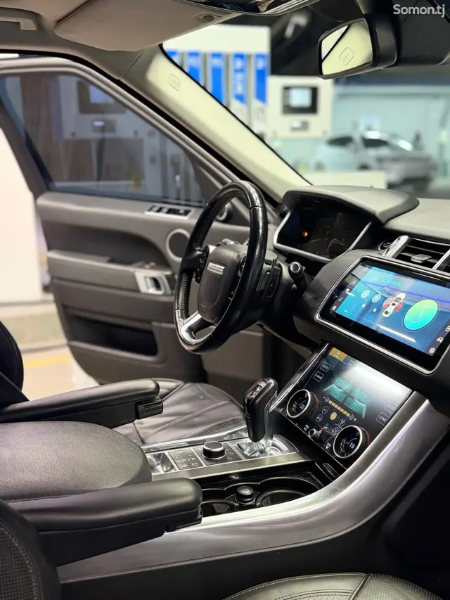 Land Rover Range Rover Sport 2014 · 3.0 AT