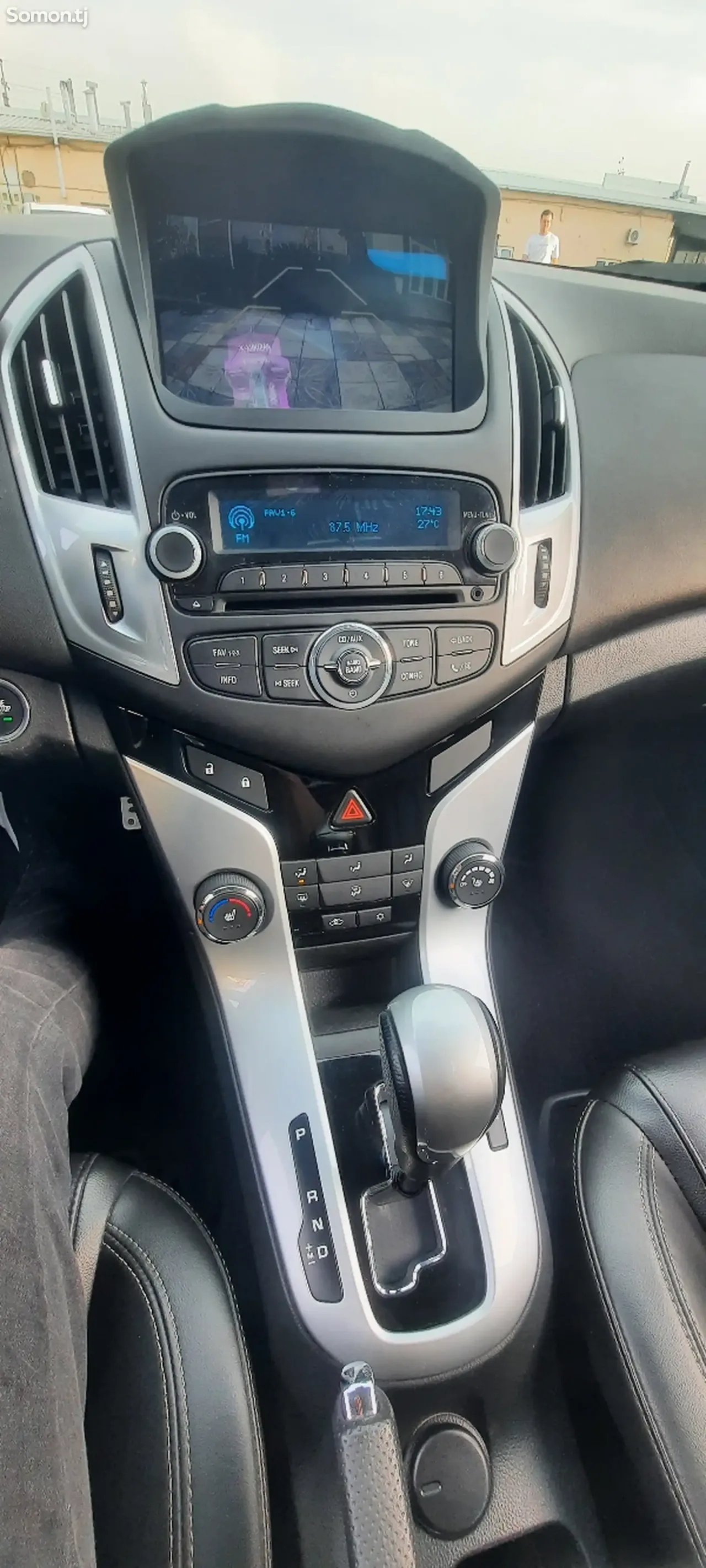 Chevrolet Cruze 2014 · 1.4 AT