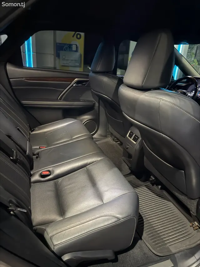 Lexus RX series 2018 · 3.5 AT