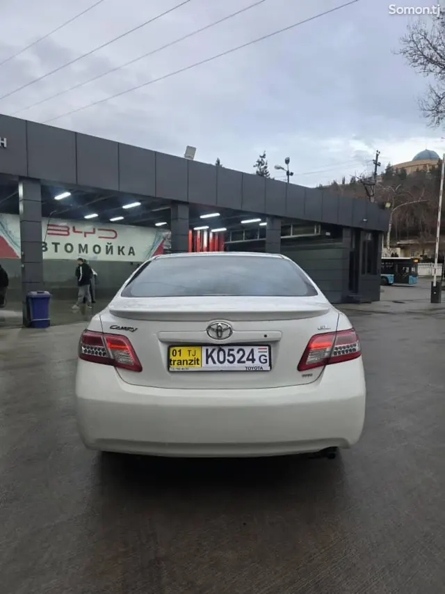 Toyota Camry 2011 · 2.5 AT