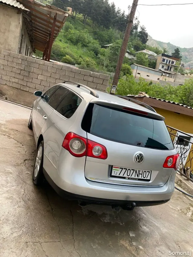 Volkswagen Passat 2007 · 2.0 MT