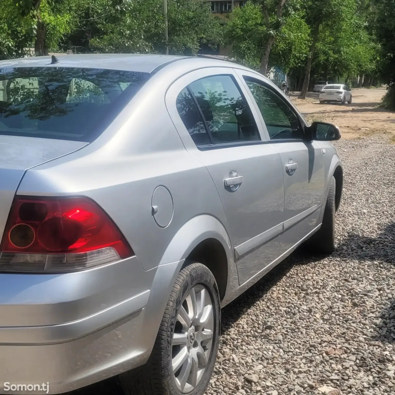 Opel Astra H 2008 · 1.6 MT