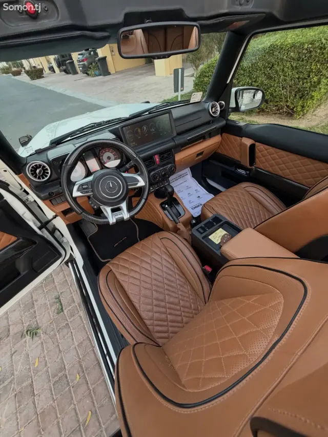 Mercedes-Benz AMG GT 2019 · AT