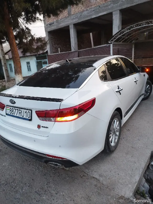 Kia Optima 2019 · 2.4 AT