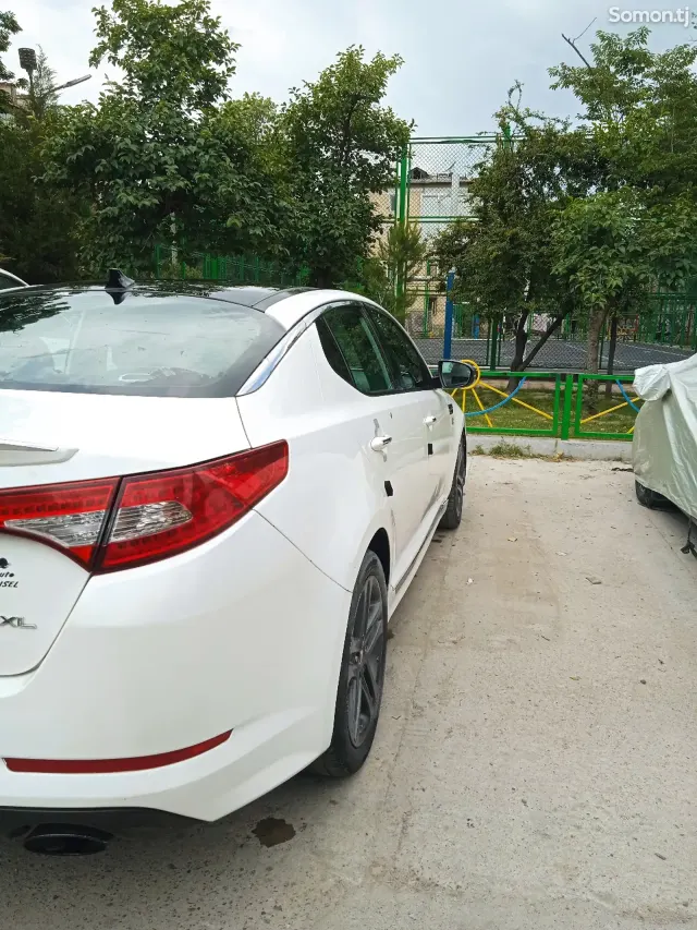 Kia K5 2012 · 2.0 AT