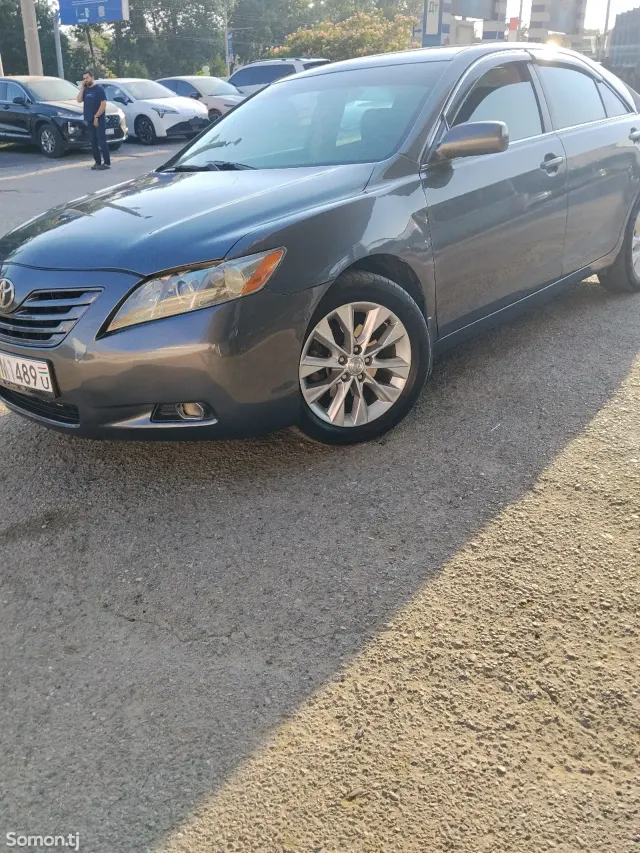 Toyota Camry 2007 · 2.4 AT