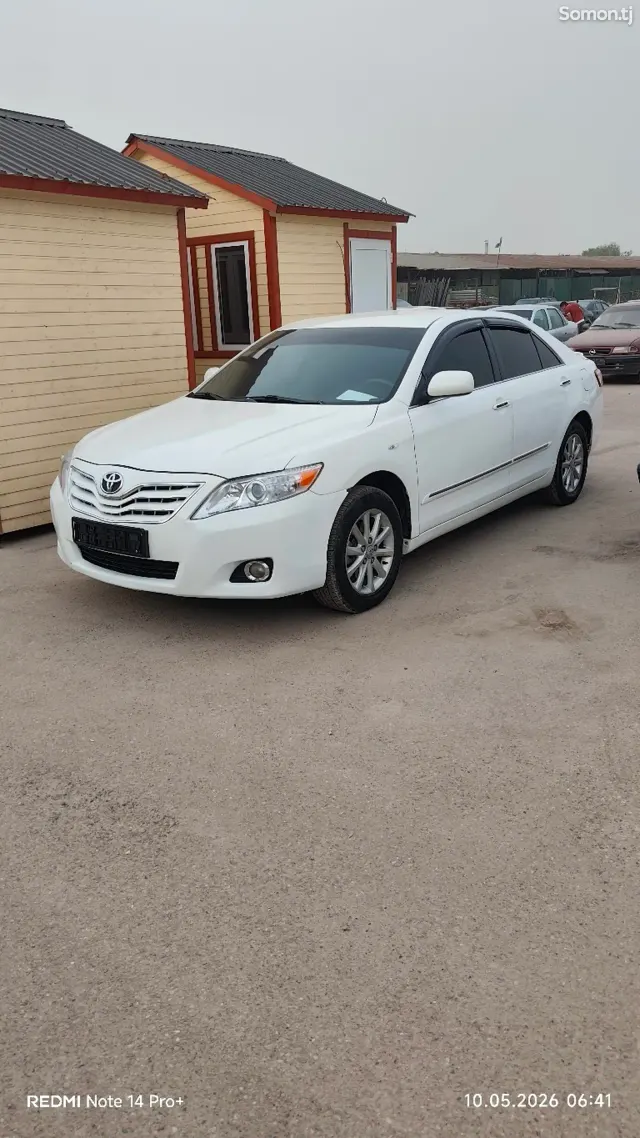 Toyota Camry 2007 · 2.4 AT