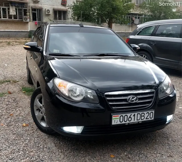 Hyundai Avante 2009 · 1.6 AT