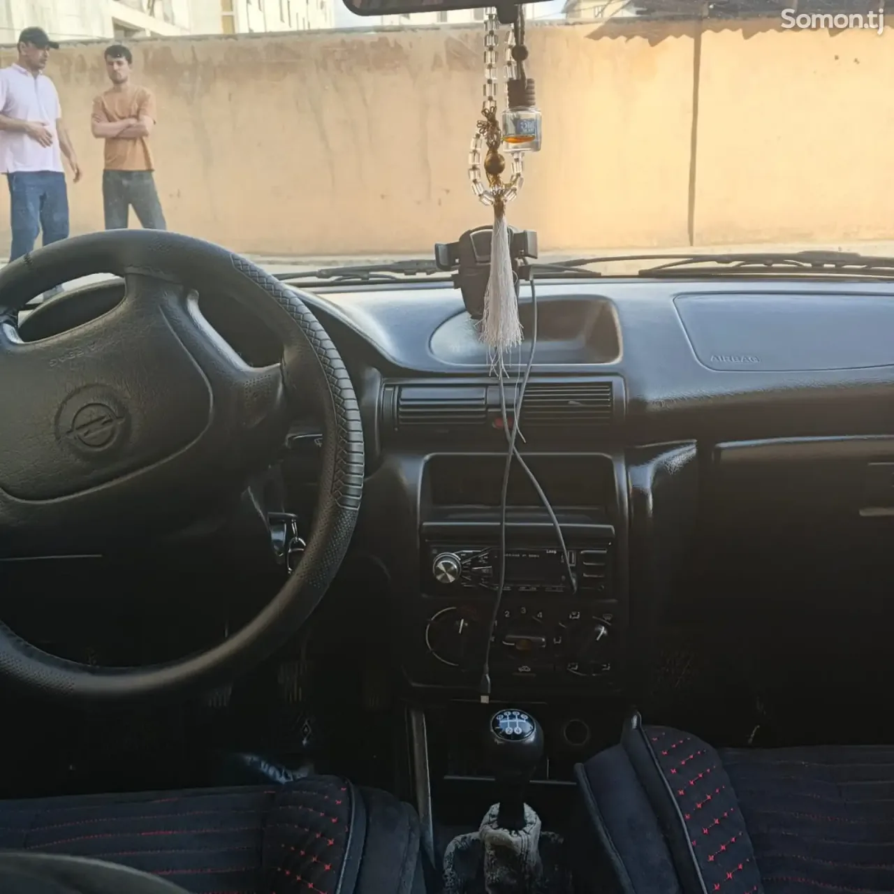 Opel Astra F 1996 · 1.6 MT