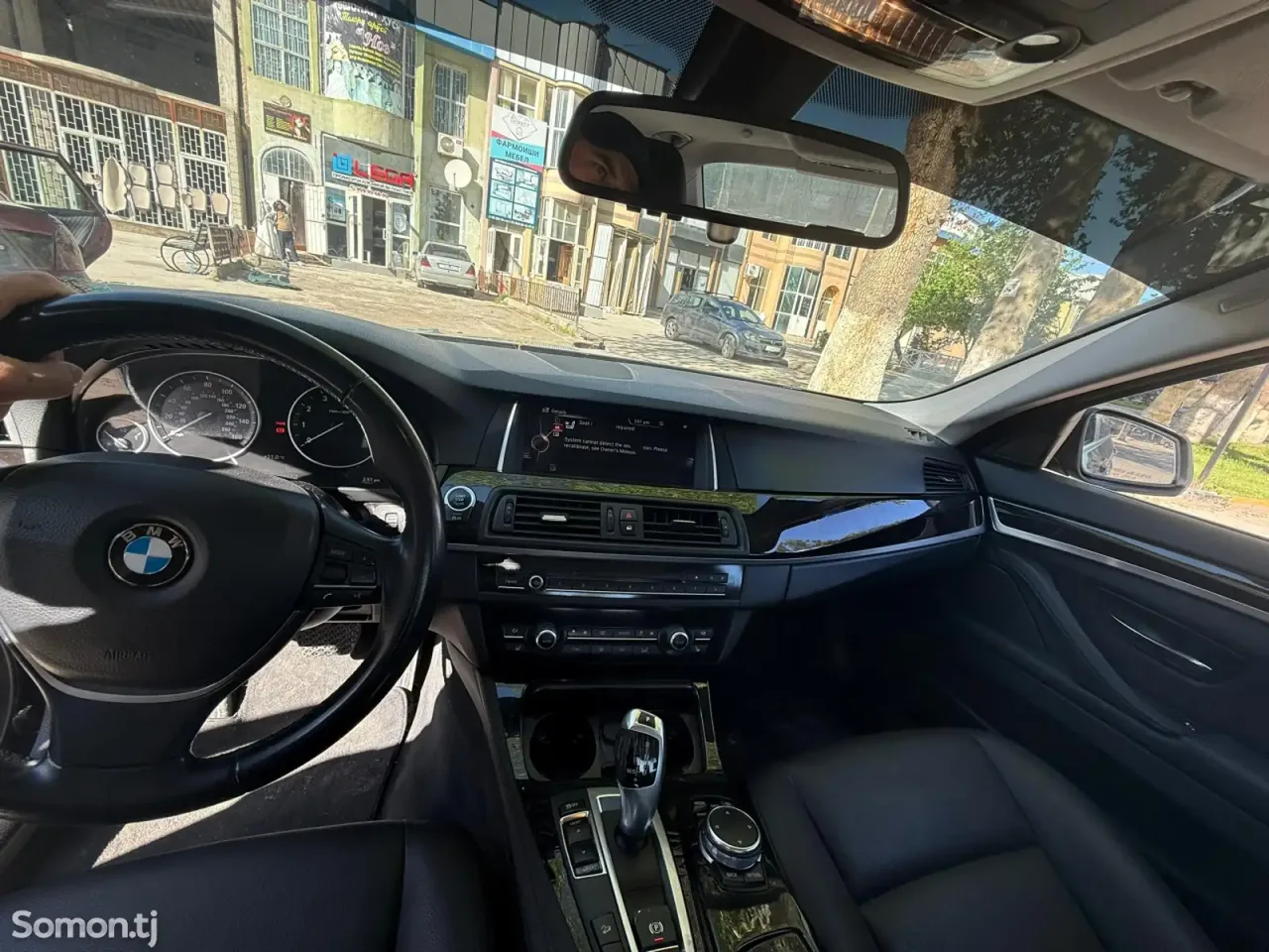 BMW 5 series 2015 · 2.0 AT